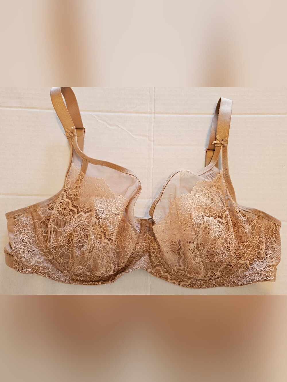 Victoria's Secret Dream Angels Unlined Lace Balconette Bra 38D